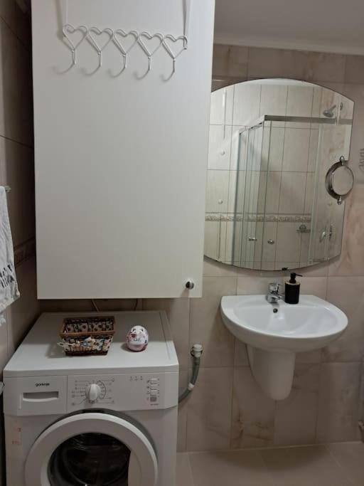 Holiday Home Apartment Будва Экстерьер фото